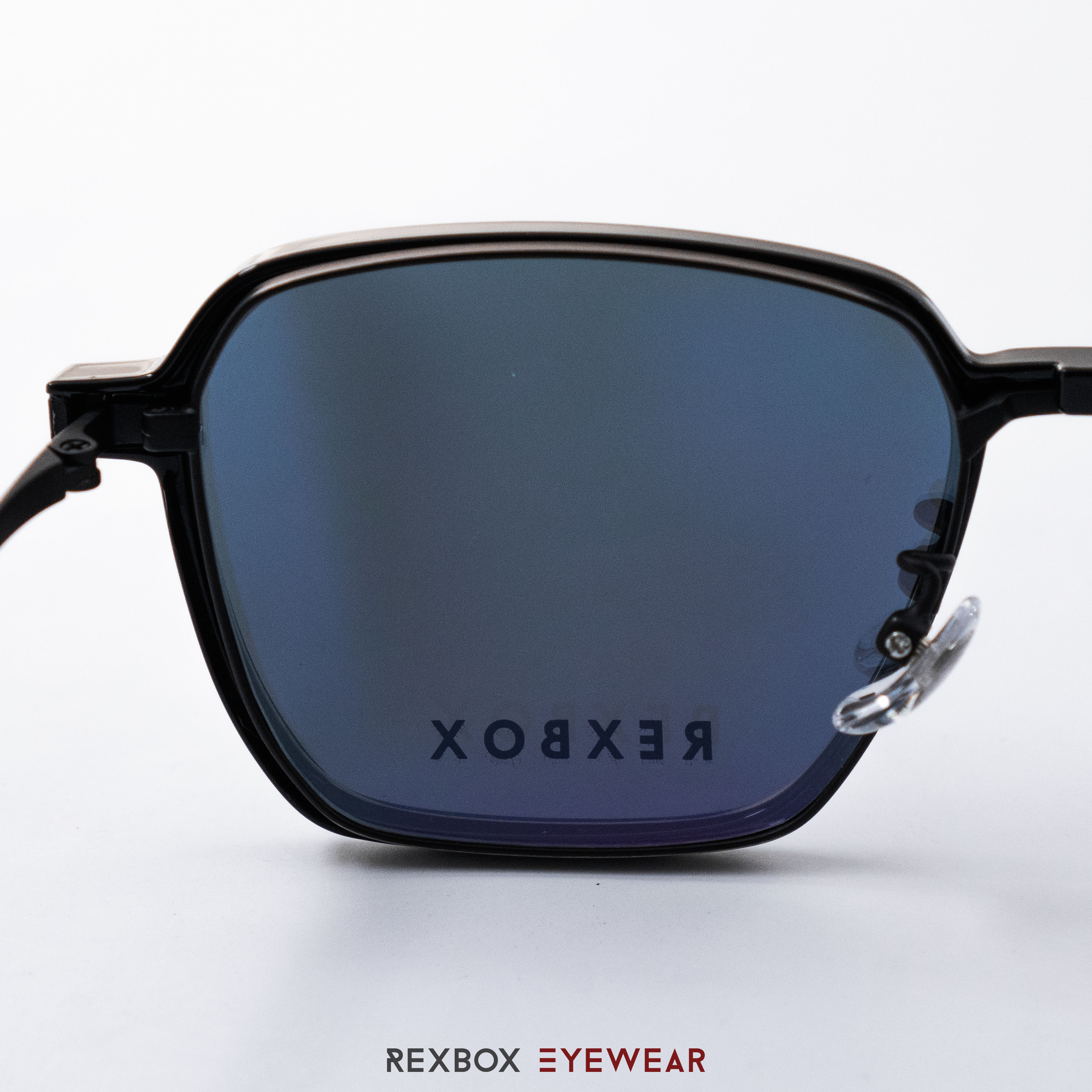 REXBOX รุ่น B-TITANIUM ไทเทเนียม พร้อมคลิปออน Polarized สีดำฉาบปรอทด้านหลังกันยูวี (50073-C37)