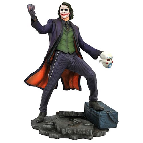 [19.11] DST DC Gallery Batman Dark Knight Movie - Joker 9" PVC Diorama
