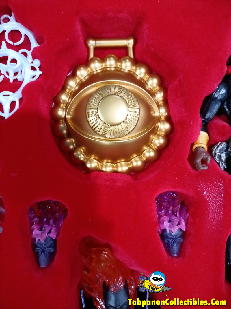 [2015.07] Hasbro Marvel Legends Doctor Strange Book of Vishanti SDCC 2015 - USED