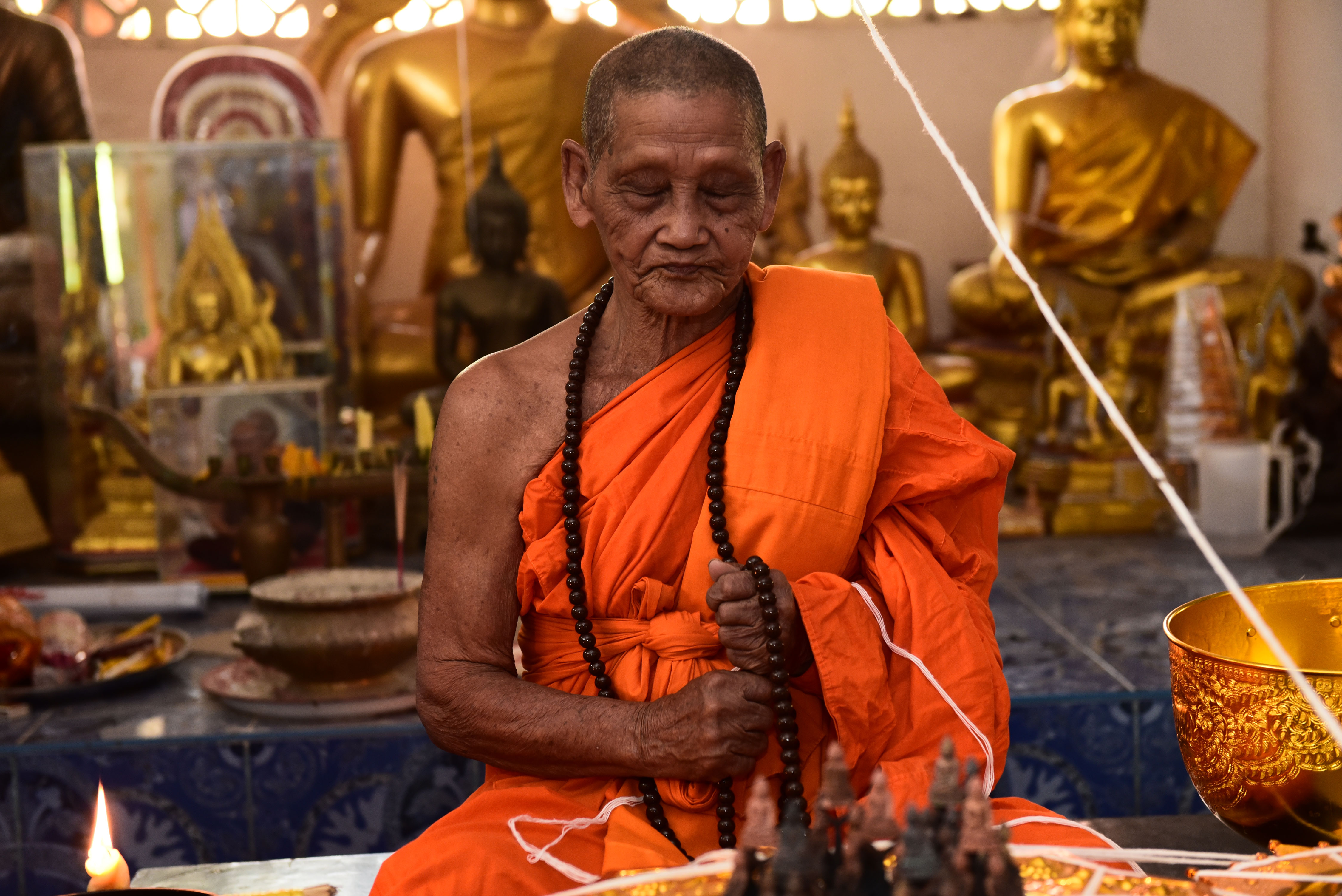 พระกริ่งเพชรกลับ เนื้อสัมฤทธิ์ เต็มสูตร บรรจุกริ่ง หลวงปู่จันทร์ วัดซับน้อย