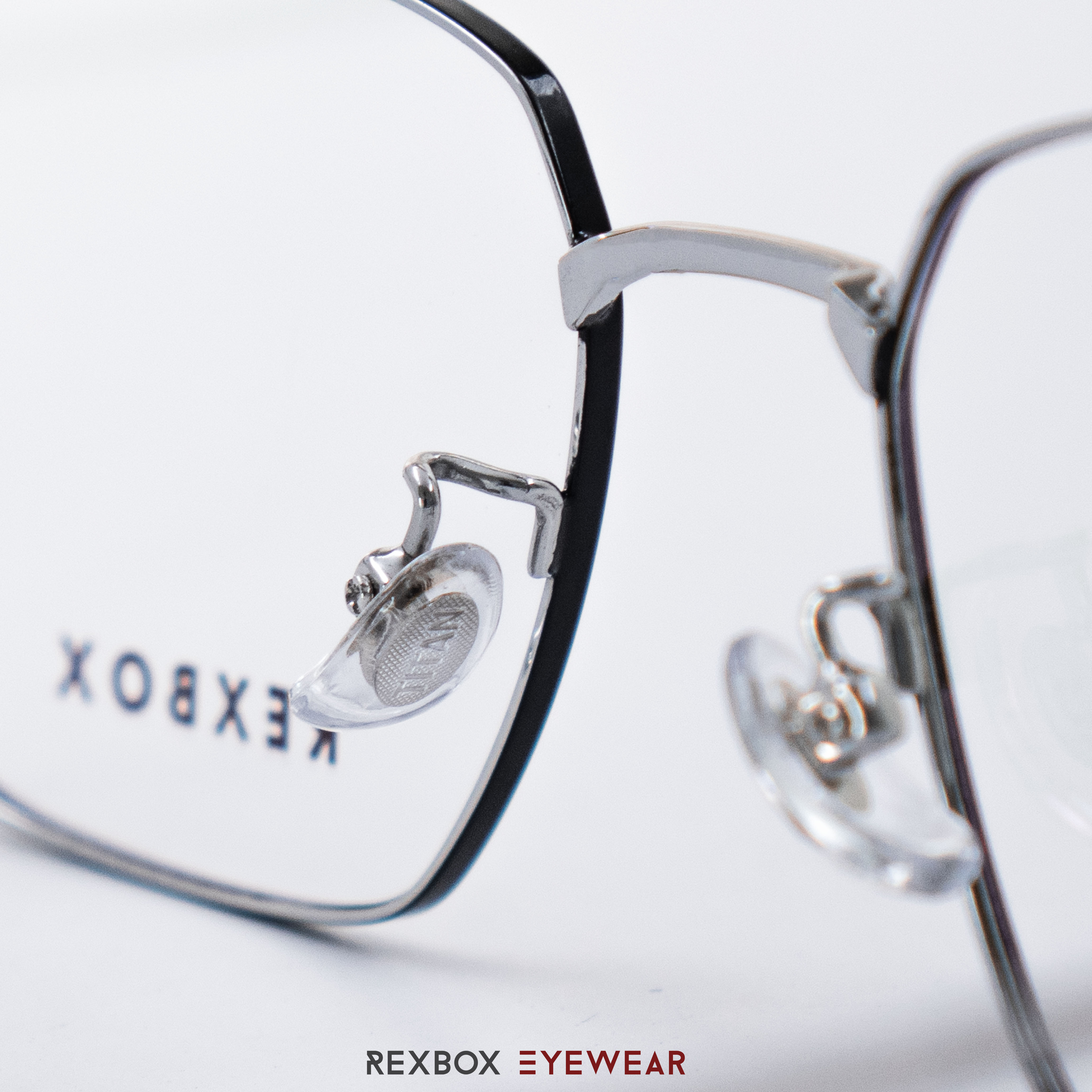 REXBOX รุ่น B-TITANIUM ไทเทเนียม พร้อมคลิปออน Polarized สีดำฉาบปรอทด้านหลังกันยูวี (50073-C27)