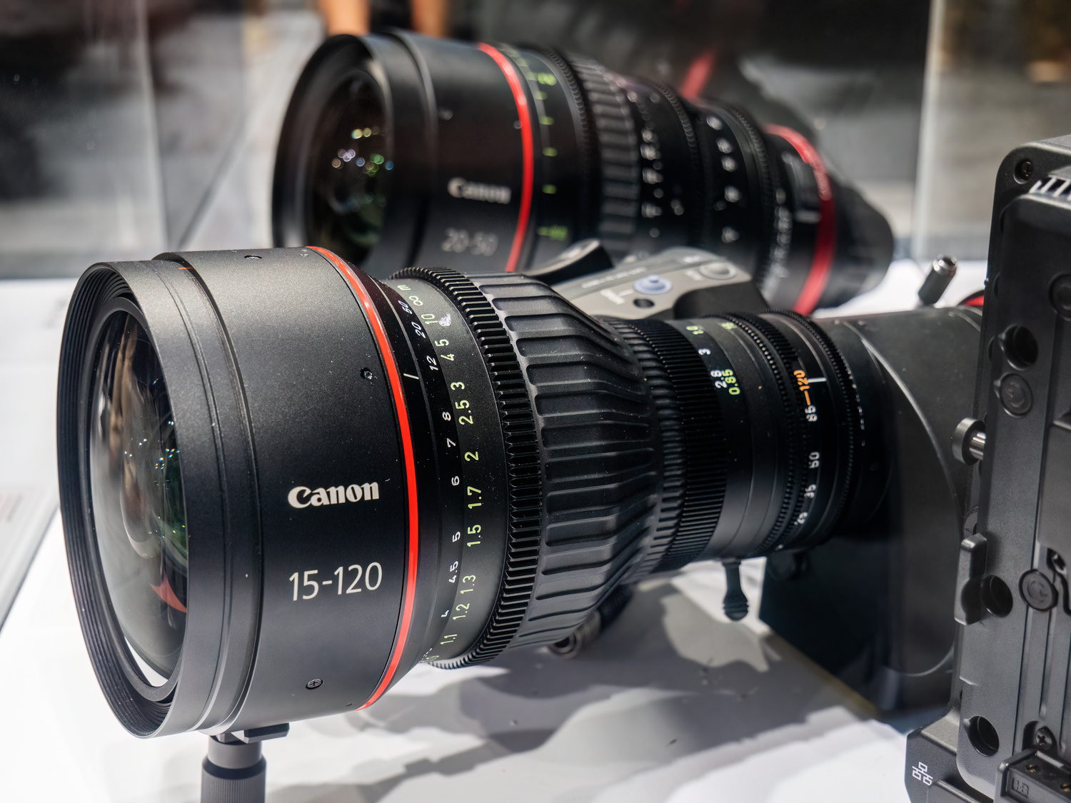 4 เหตุผลหลักที่มืออาชีพวางใจใน Canon