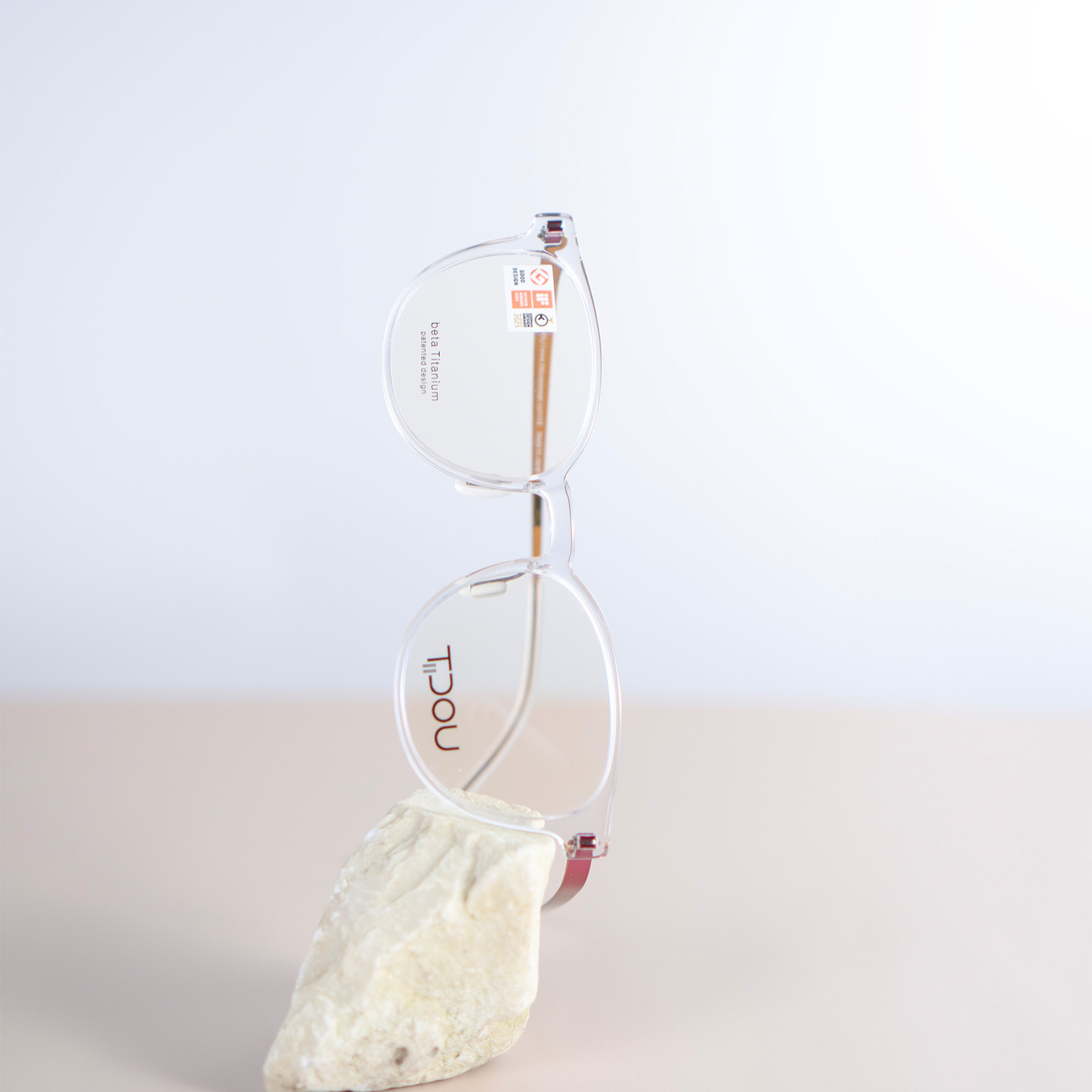 กรอบแว่น TiDOU | รุ่น TP22 รหัสสี 01 ไทเทเนี่ยมญี่ปุ่น แว่นไร้สกู Screwless น้ำหนักเบา