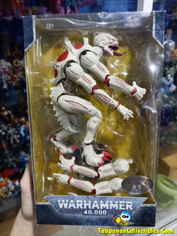 [2022.02] McFarlane Warhammer 40k Tyranid Genestealer 7" Action Figure - Platinum Edition