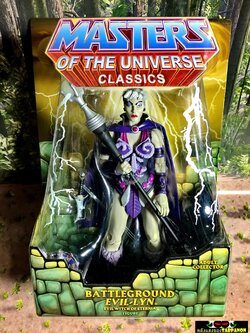 [2011.12] Mattel Masters of The Universe Classics Battleground Evil-Lyn 7-Inch Action Figure