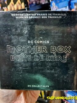[2015.06] DC Direct DC Comics New52 Mother Box Prop Replica Statue