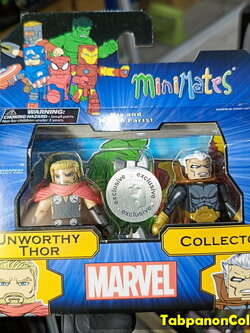 Minimates Marvel TRU Ecxclusive Wave 24 Unworthy Thor and Collector 2-Pack