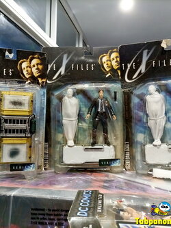 [1998.07] McFarlane X-Files Set of 3 Figures (Fireman , Agent Dana Scully , Agent Fox Mulder)