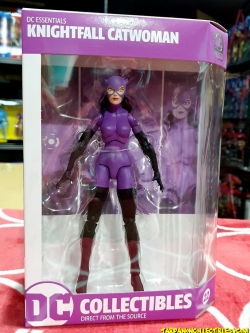 [2020.01] DC Collectibles DC Essentials #22 Knightfall Catwoman 7-Inch Action Figure