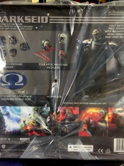 [2019.02] Mezco DC Comics Darkseid One:12 Collective Figure