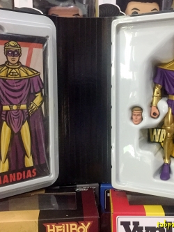 [2012.07] Mattel DC Signature Watchmen Club Black Freighter Ozymandias