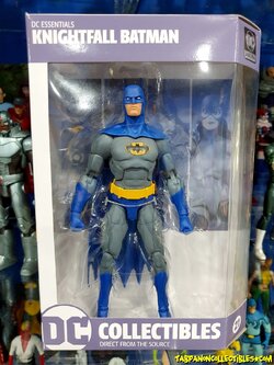 [2020.01] DC Collectibles DC Essentials #21 Knightfall Batman 7-Inch Action Figure