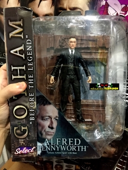 [2016.03] DST Gotham Select Deluxe Alfred Pennyworth (แถมเตาผิงไฟ) 7-Inch Figure
