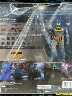 [2020.12] Mezco DC Comics Batman Supreme Knight Batman Blue One:12 Figure - PX Exclusive