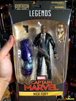 [2019.01] Hasbro Marvel Legends Kree Sentry Series Nick Fury & Dog 6.5-Inch Action Figure
