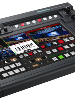 SHOWCAST 100 : 4K SHOWCAST Streaming Studio