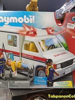 [2015.07] Playmobil 5681 Ambulance with Flashing Lights