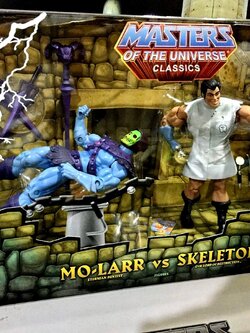 [2010.07] Mattel Masters of The Universe Classics MOTU Mo-Larr vs Skeletor (SDCC Exclusive) Figure 2-Pack