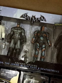 [2014.12] DCC Batman Arkham Origins Black Mask, Batman, Death Stroke & The Joker 7-Inch Figure 4-Pack