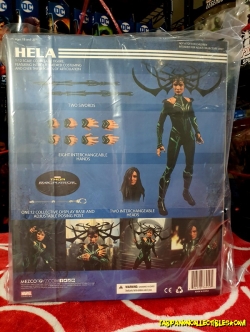 [19.10] Mezco Thor: Ragnarok Hela One:12 Collective Figure