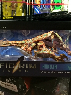 [2019.01] DST Pacific Rim Uprising Select Hakuja Kaiju Vynl Figure