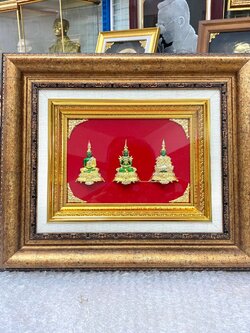 ✨ชุดพระแก้วมรกต 3 ฤดู (องค์พระเล็ก)✨ รุ่นใหม่ปี 2022 ขนาด 12*13 นิ้ว พร้อมกรอบ ของขวัญเกษียณ ของขวัญปีใหม่ ของขวัญมงคล ของที่ระลึกมอบผู้ใหญ่ ของขวัญเปิดร้าน ของขวัญขึ้นบ้านใหม่ โอกาสสำคัญต่าง ๆ เสริมสิริมงคล บารมี สำเนา